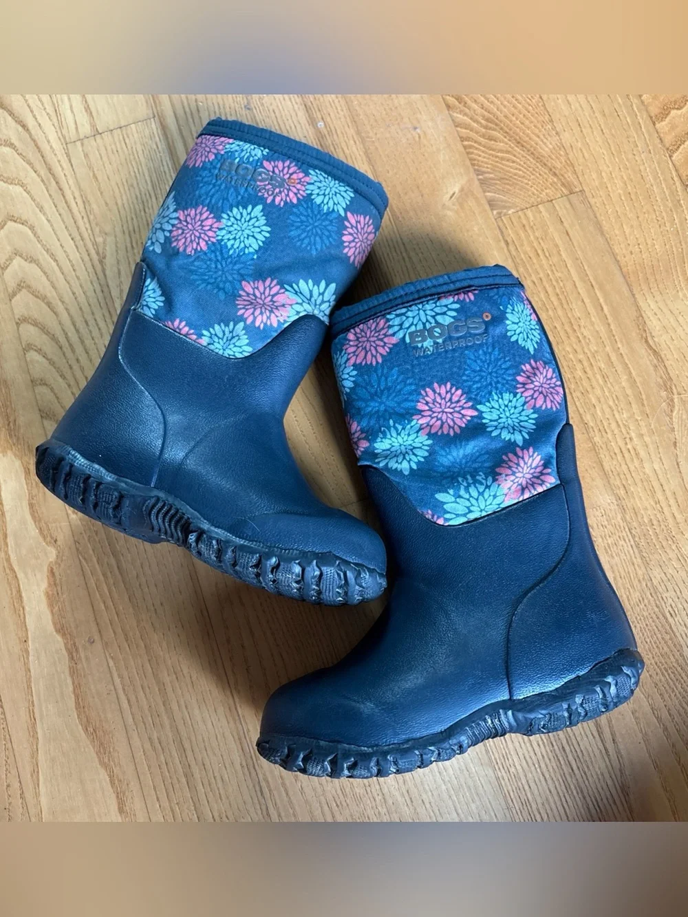 Bogs Snow Boots Sz 9 Kids Girls Floral Blue Pink Gray Insulated Winter Neoprene